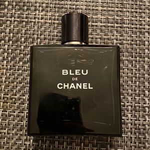BLEU de CHANEL.  80%full